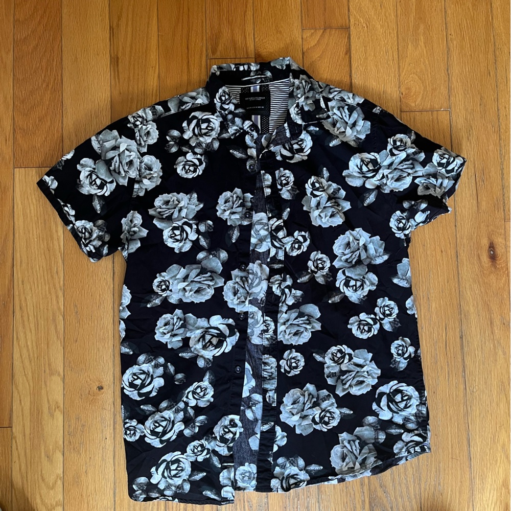 Men’s floral shirt